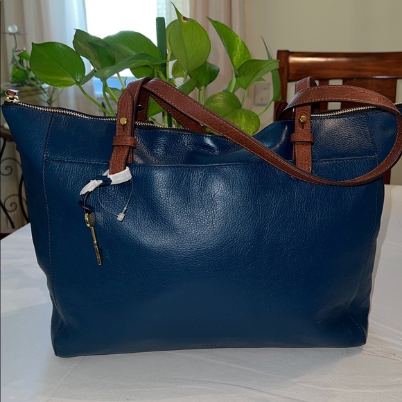 Fossil Navy Blue Leather Tote with Brown Straps - Picture 2 of 4